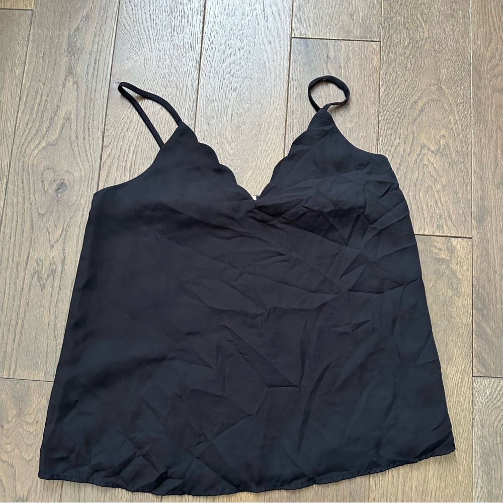 Socialite Black Scalloped Camisole
